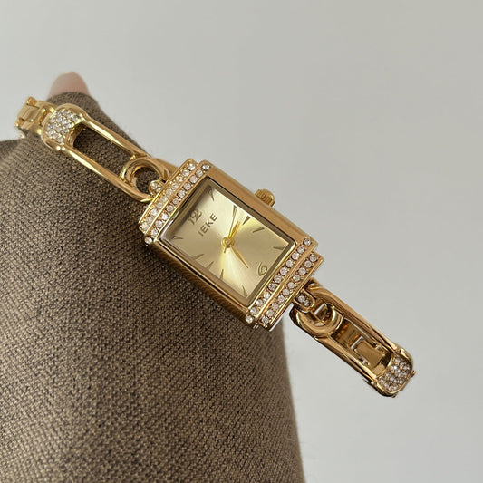 Best Watches for Her: A Gift Guide She'll Actually Love
