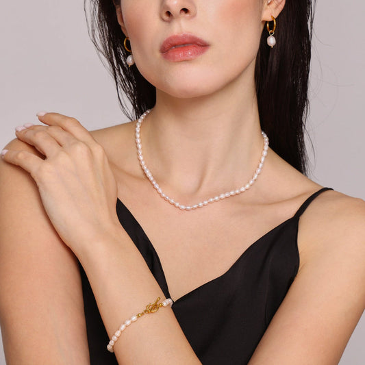 Baroque freshwater pearl necklace bracelet and earrings gift set