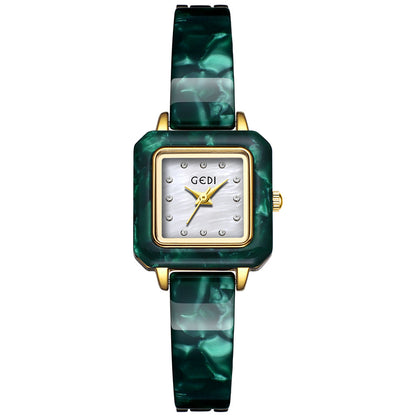 abaf1513-22b3-42bc-999e-63627c3e5711