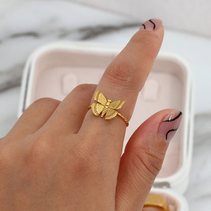 Retro Carved Butterfly Ring-opening size